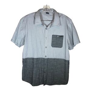 Oakley men’s size L short sleeve button front shirt gray color block